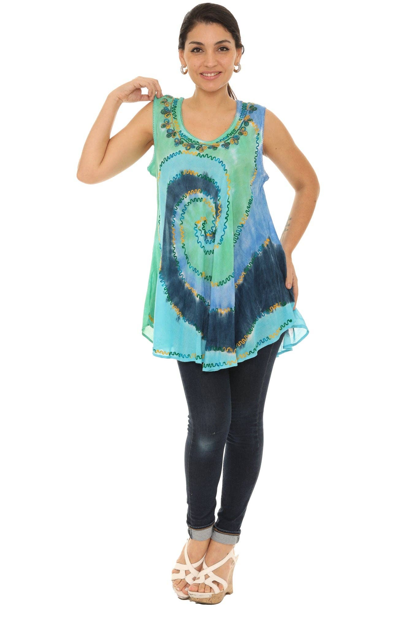 Shoreline Wear. INC - Tie-Dye Swirl Sleeveless Scoop Neck Top