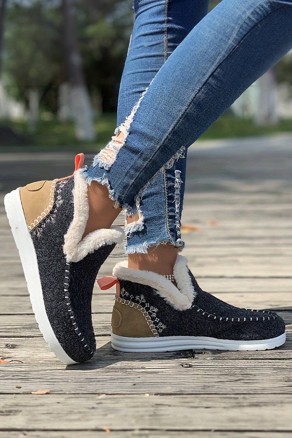 1 the Woman - Suede Stitching Patchwork Plush Lined Anklet Boots