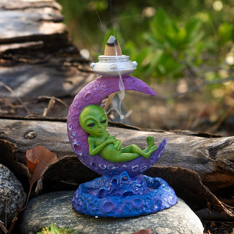 15944 Alien on Moon Backflow Incense Burner
