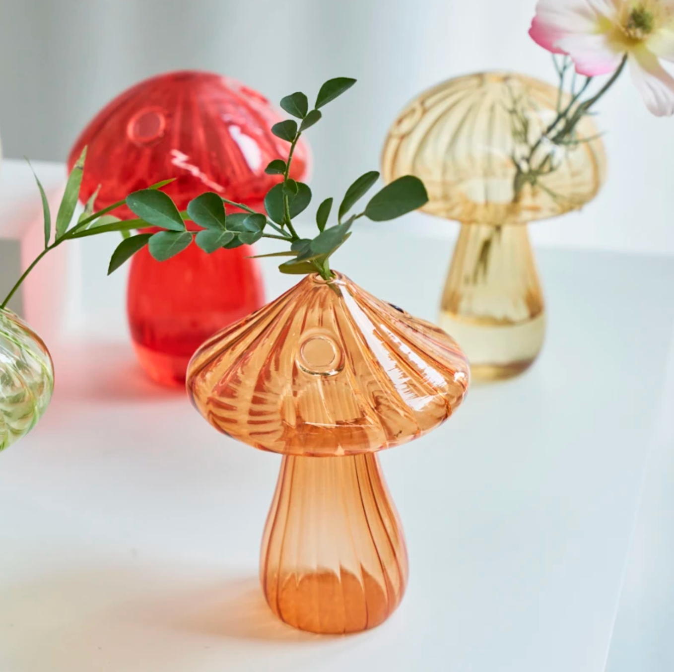 IVORE.GROUP - Mini Glass Mushroom Bud Vase
